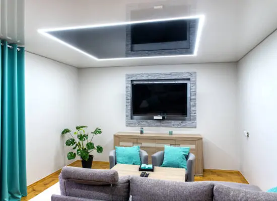 Podświetlenie sufitu w salon